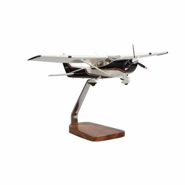 Cessna® 182 Skylane Clear Canopy Large Mahogany Model