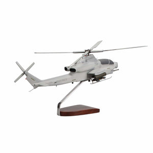 High Flying Models Aircraft Models Bell® AH-1Z Viper Large Mahogany Model