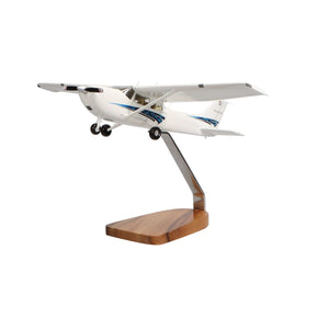 High Flying Models Aircraft Models Cessna® 172 Skyhawk SP (Blue) Clear Canopy Large Mahogany Model
