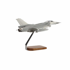 High Flying Models Aircraft Models Lockheed Martin F-16 Fighting Falcon® Clear Canopy w/Full Armament Large Mahogany Model