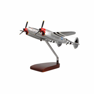 High Flying Models Aircraft Models Lockheed P-38 Lightning® (Silver) Large Mahogany Model