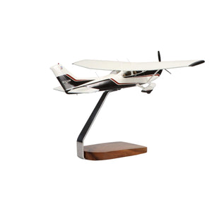 Cessna® 182 Skylane Clear Canopy Large Mahogany Model