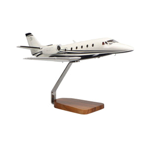 Cessna® Citation XLS+ Clear Canopy Large Mahogany Model