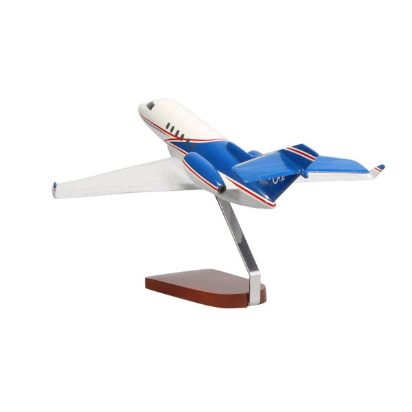 Hawker® 900XP Large Mahogany Model
