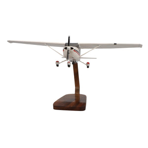 Cessna 150 / 152 Large Mahogany Model