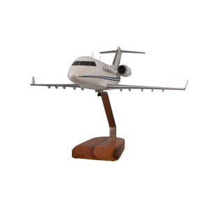 Bombardier Challenger 600 Large Mahogany Model