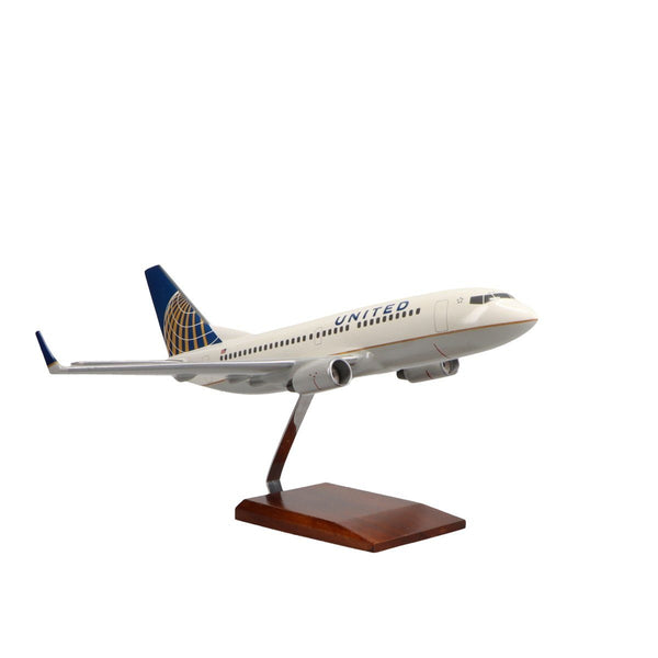 Boeing 737-700 United Airlines (Continental Merger Livery) Limited Edition Large Mahogany Model - PilotMall.com